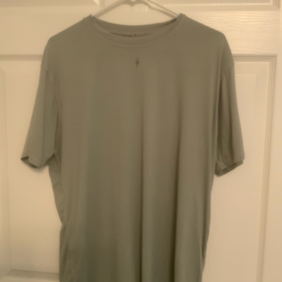 Men's Classic Gray Tee - Picture 1 of 2